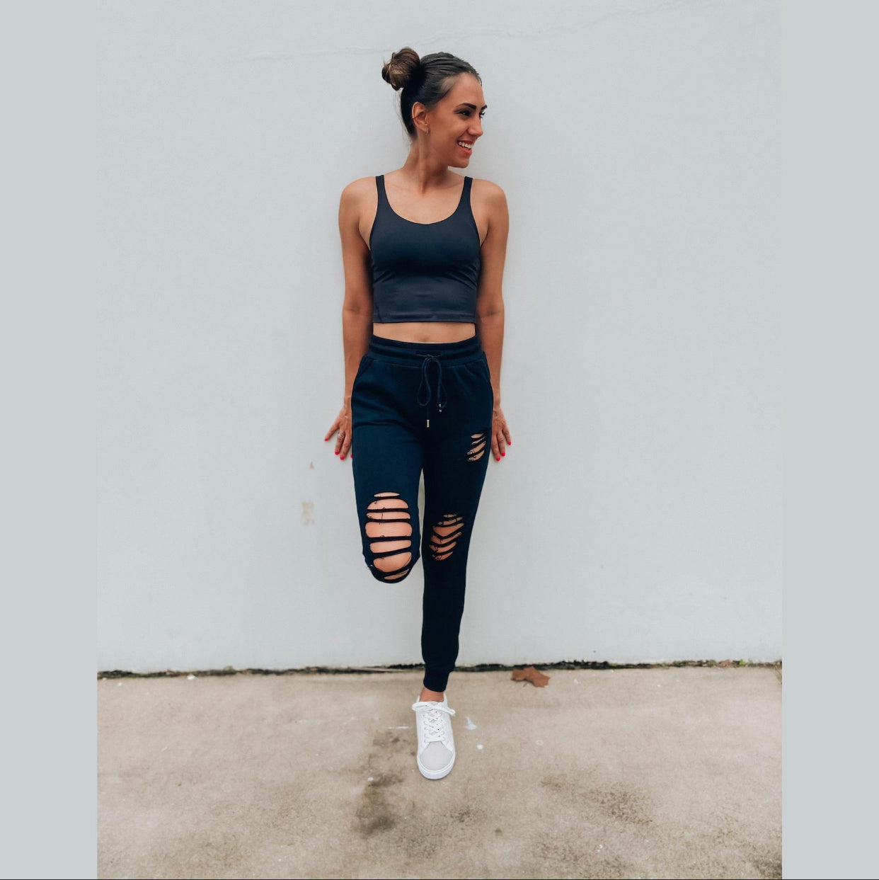 Kick Back Distressed Joggers in Black – Luna Wild Boutique